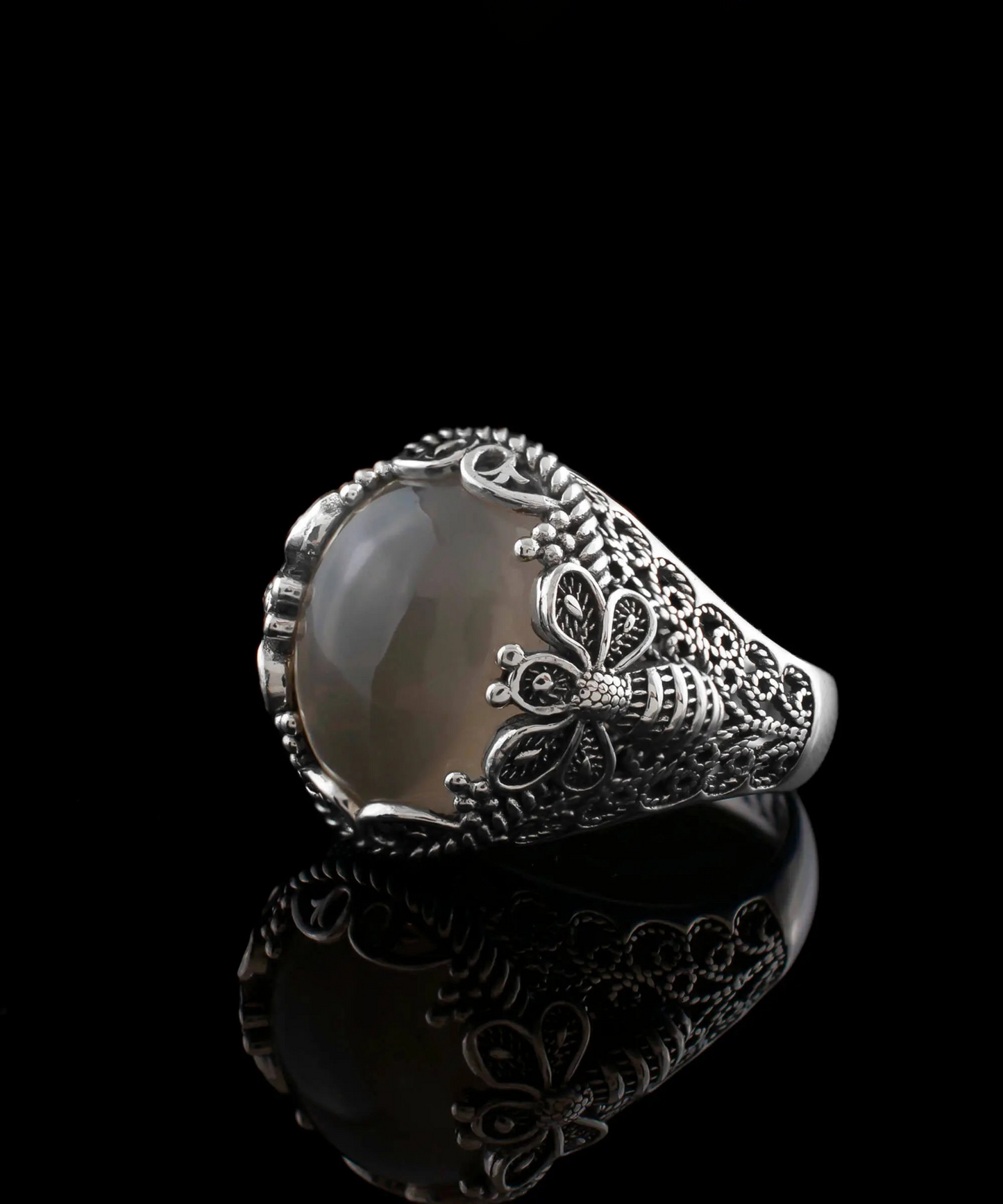 Filigree Art Bee Detailed Gray Moonstone Gemstone Women Silver Statement Ring